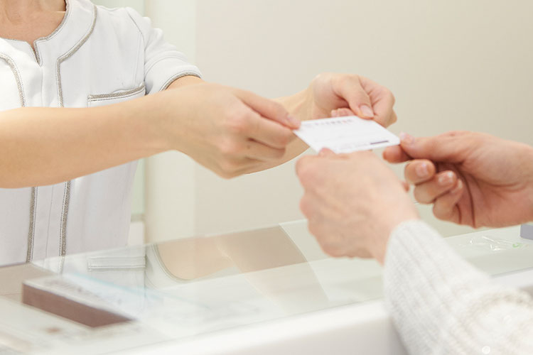 初診時の持ち物のイメージ