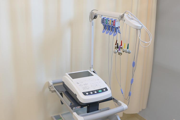 心電図検査装置